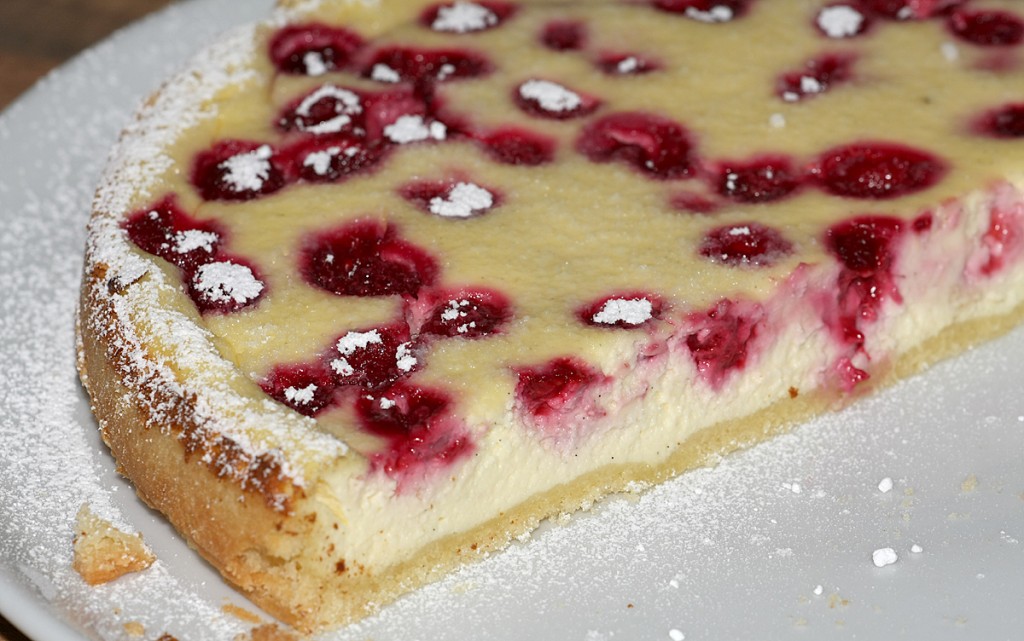 Kaesekuchen mit Frucht 4_lebenslang_hg