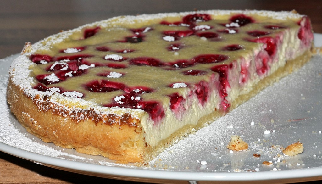 Kaesekuchen mit Frucht_lebenslang_hg